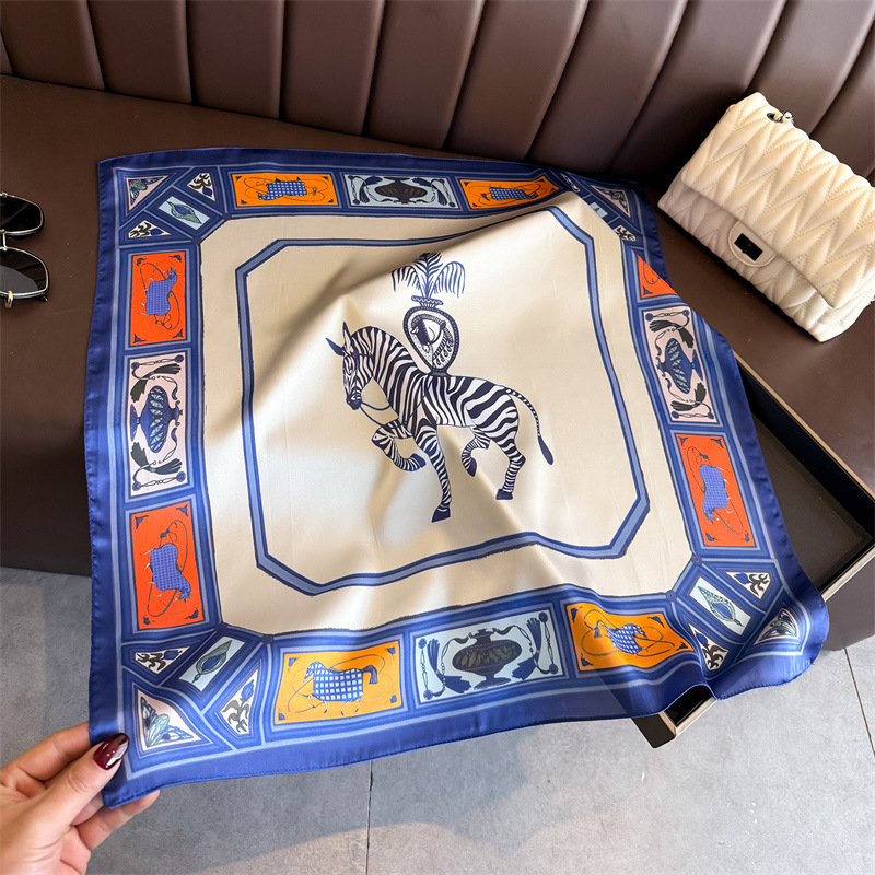Luxury Zebra Print Square Silk - Scarf Silk Square avis et prix