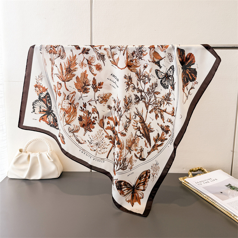 Vintage Butterfly Sketch Squar - Ascot Neck Scarf avis et prix